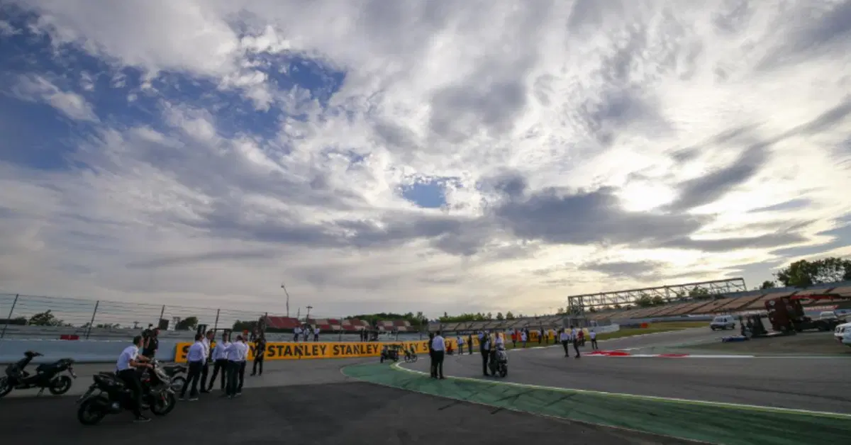 MotoGP 2016. Dopo l'incidente, si corre sul tracciato della F1