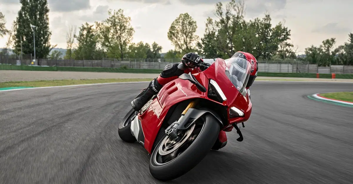 Ducati brevetta il cambio seamless per le sportive di serie