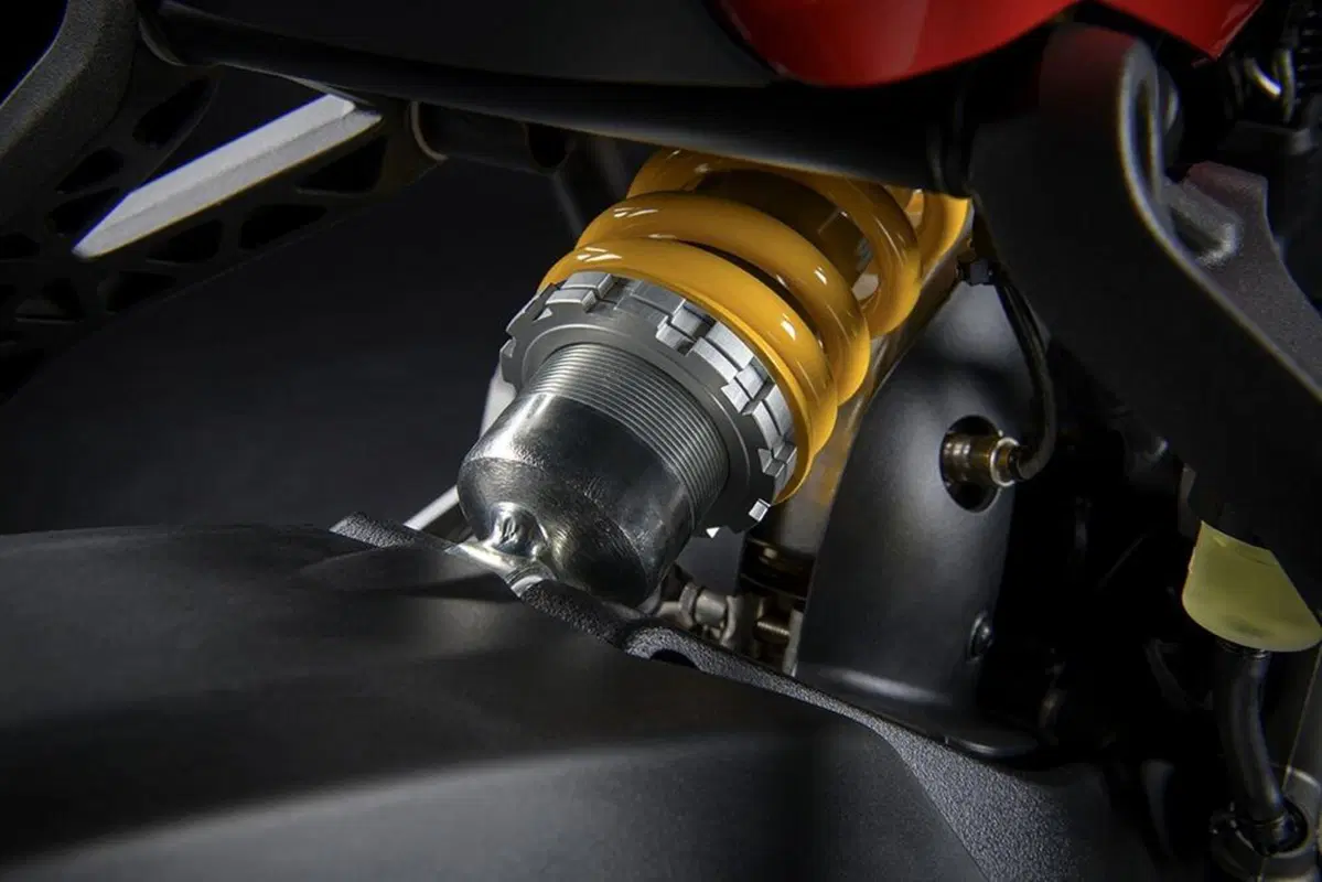 Ducati SuperSport 950 e 950 S 2021: dati e foto (6)