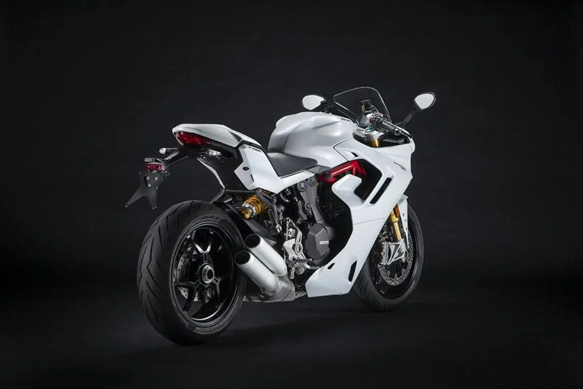 Ducati SuperSport 950 e 950 S 2021: dati e foto (7)