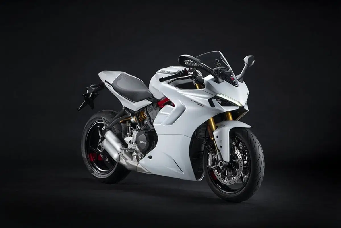 Ducati SuperSport 950 e 950 S 2021: dati e foto (2)