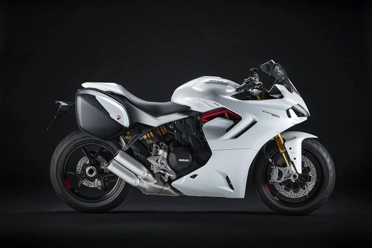 Ducati SuperSport 950 e 950 S 2021: dati e foto (5)