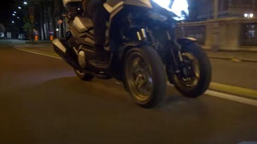 Kymco, il maxi scooter tre ruote CV3 è in arrivo [Video] (4)