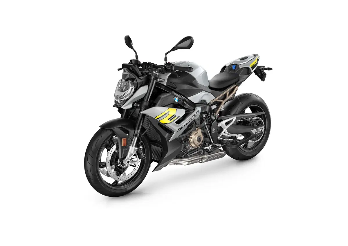 Nuova BMW S1000R 2021. Foto e dati (11)