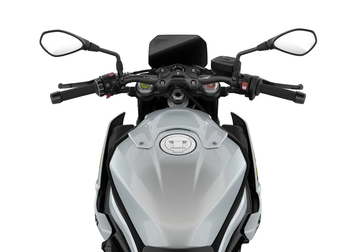 Nuova BMW S1000R 2021. Foto e dati (12)
