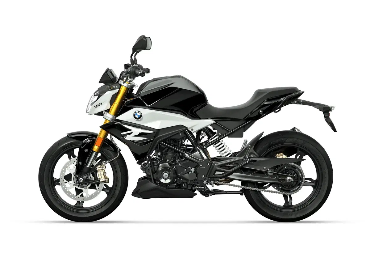 BMW G310R m.y. 2021. Si aggiornano motore ed estetica  (6)