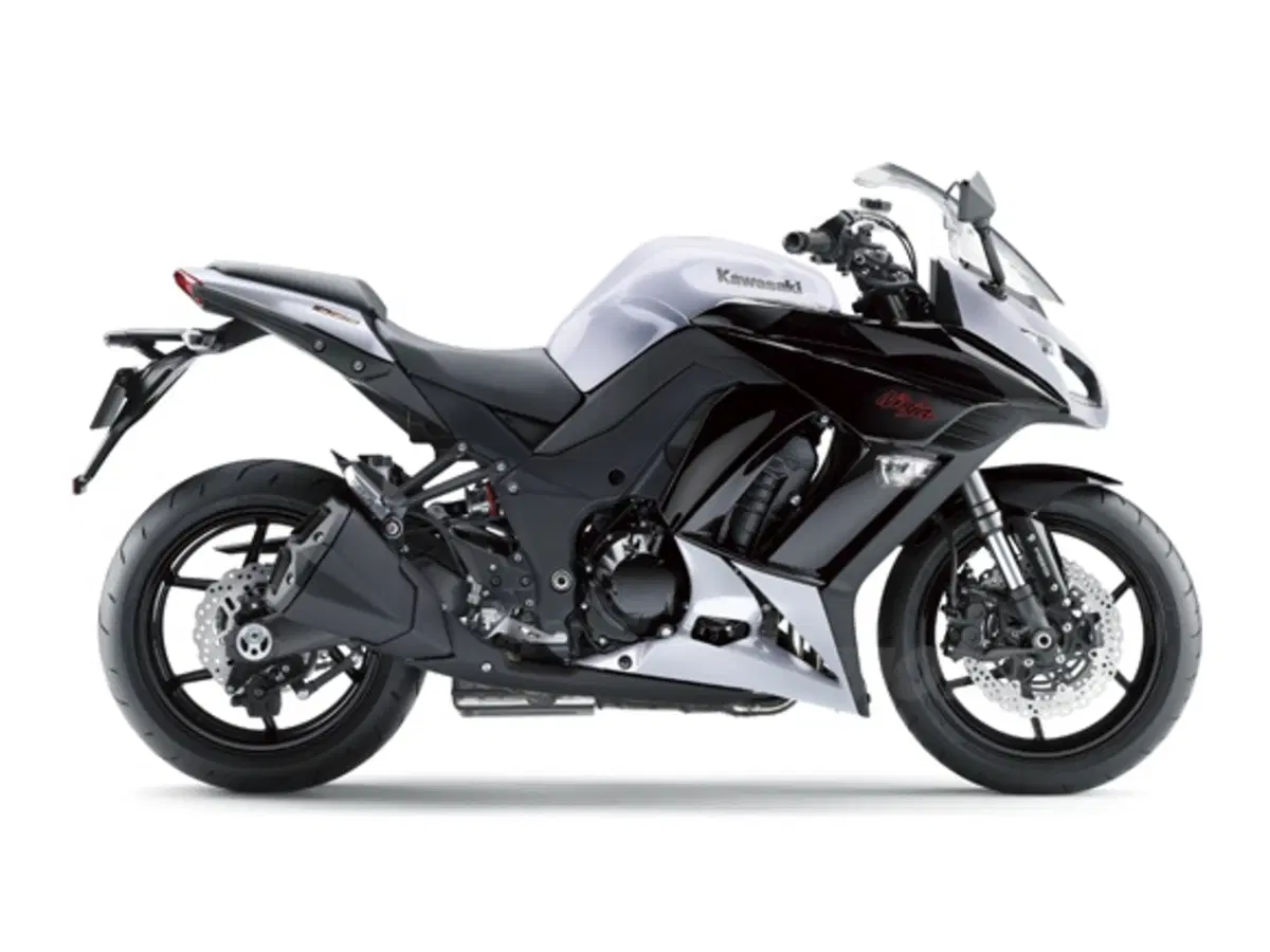 Kawasaki: colorazioni 2013 per la Z1000SX (9)