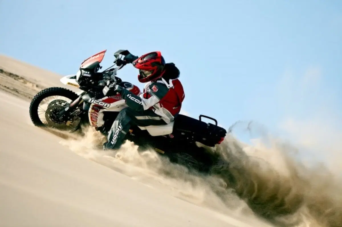 Triumph Tiger 800 XC, adatta a qualsiasi terreno (8)