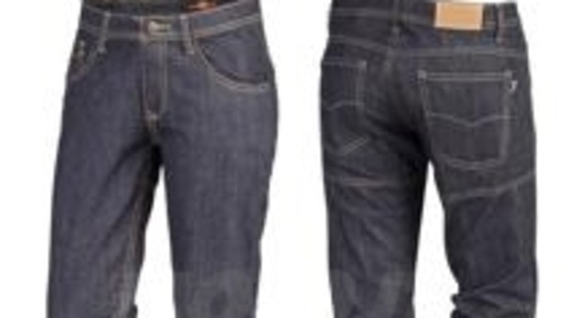 Kappamoto presenta Genoa, il nuovo jeans tecnico con protezioni, per lui e per lei