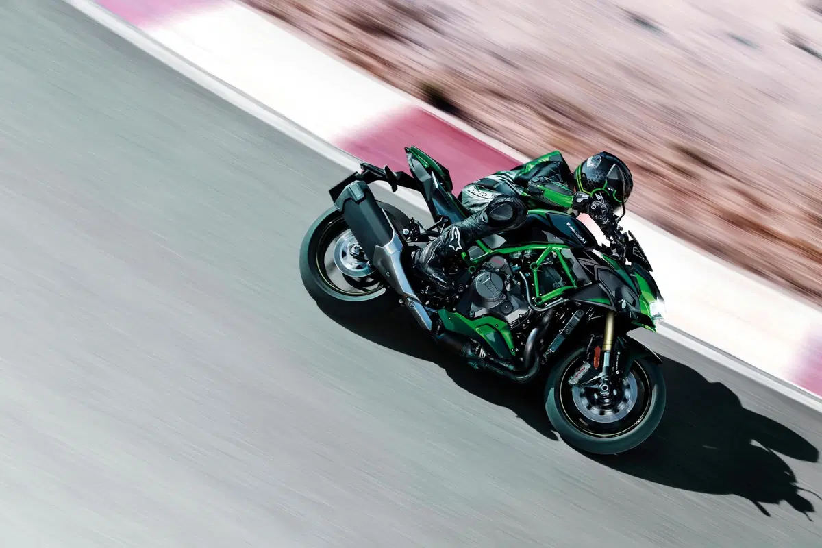 Kawasaki Z H2 SE: novità 2021 (7)