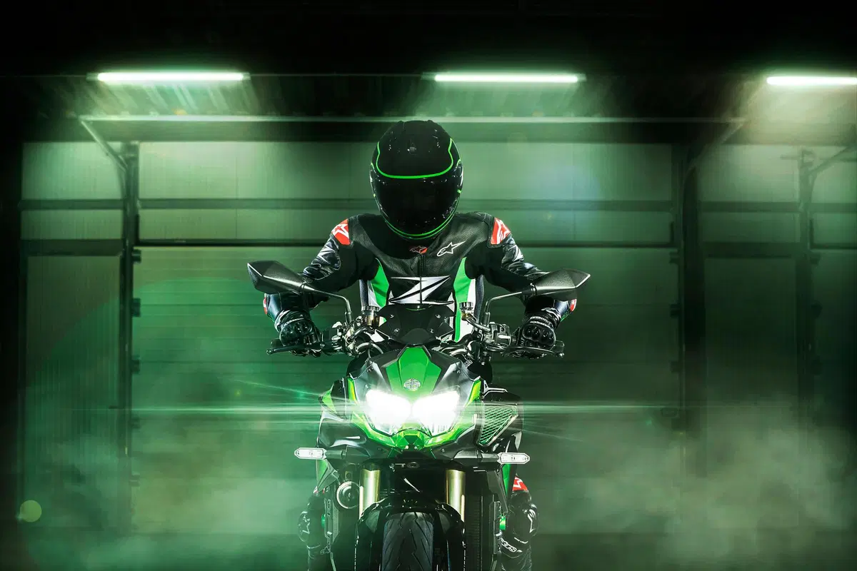Kawasaki Z H2 SE: novità 2021 (8)