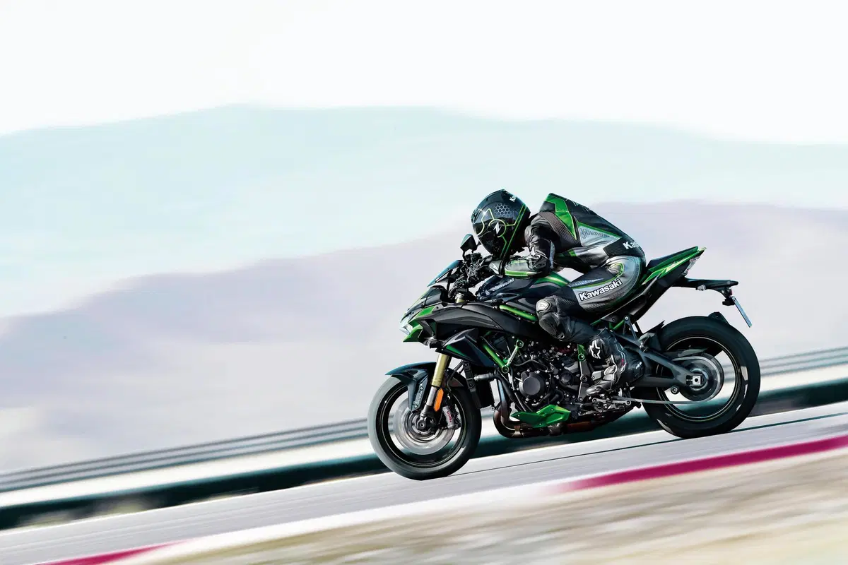 Kawasaki Z H2 SE: novità 2021 (9)