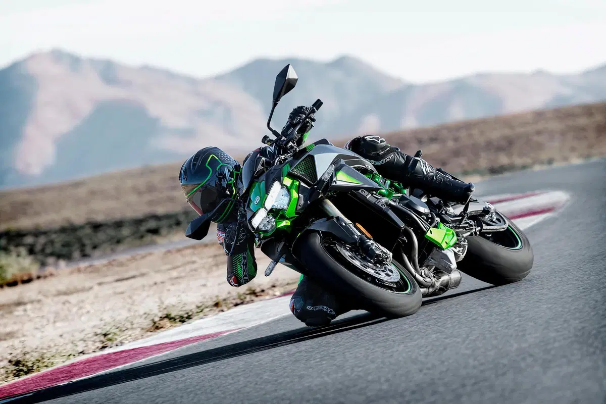 Kawasaki Z H2 SE: novità 2021 (13)