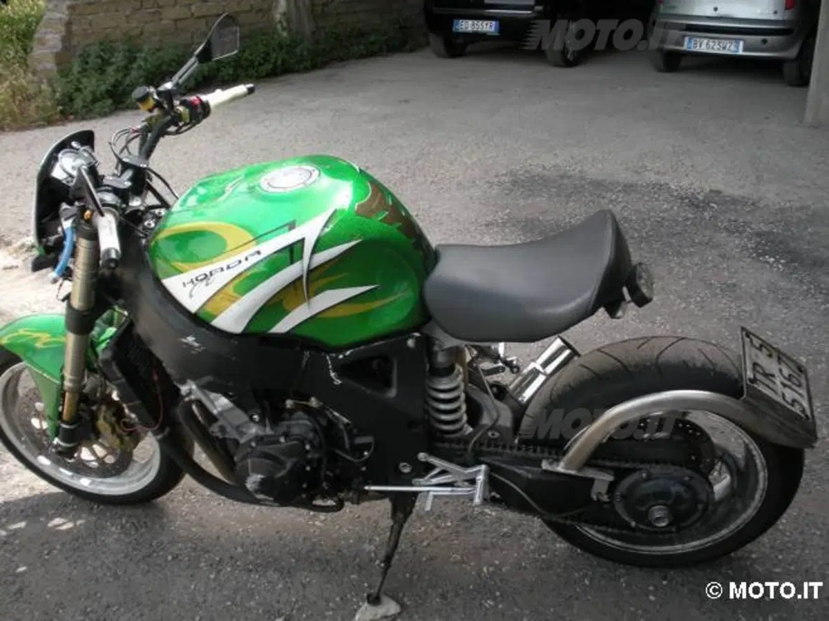 Le Strane di Moto.it: Honda CBR 900 RR (3)