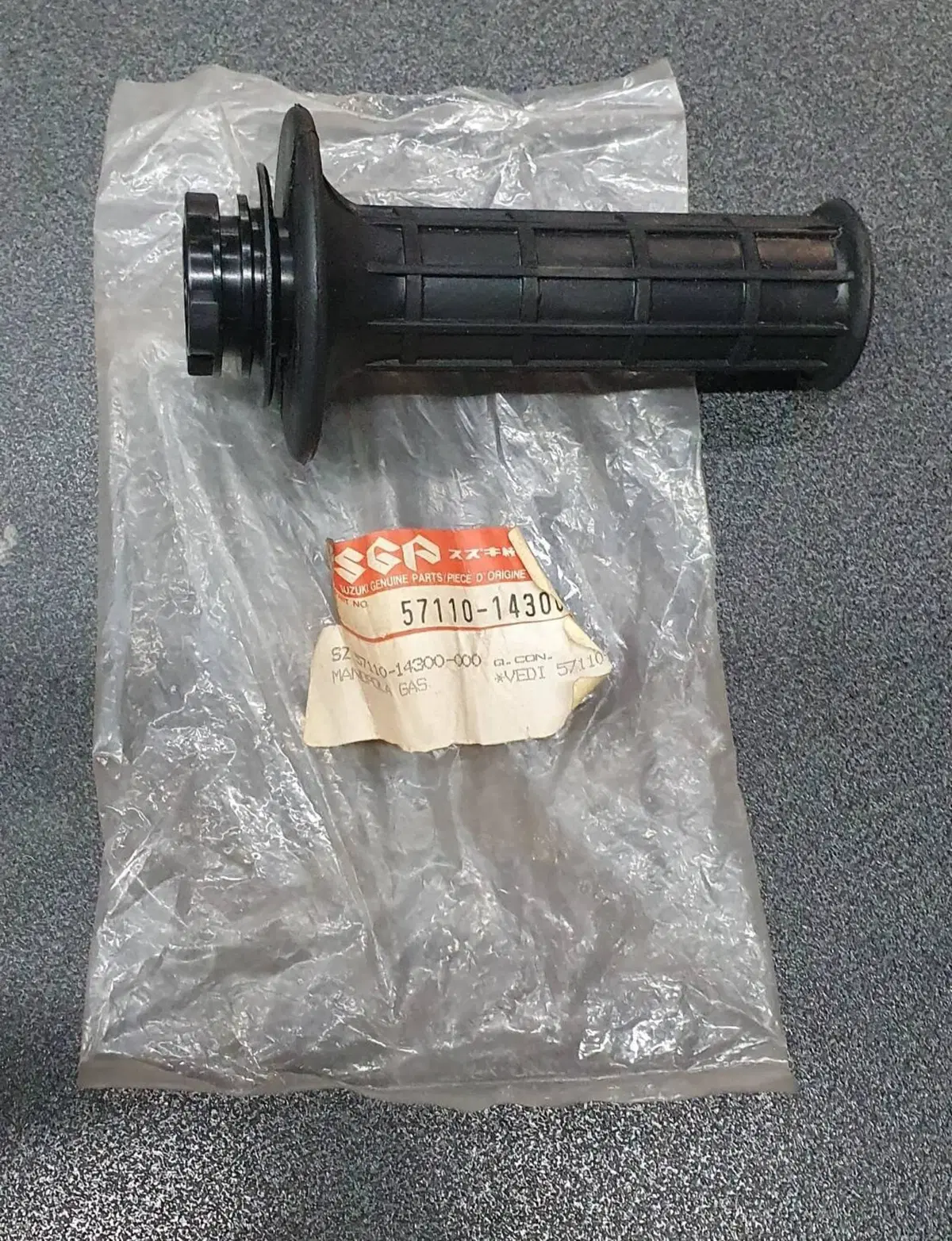 MANOPOLA COMANDO GAS SUZUKI PER DR 57110-14300