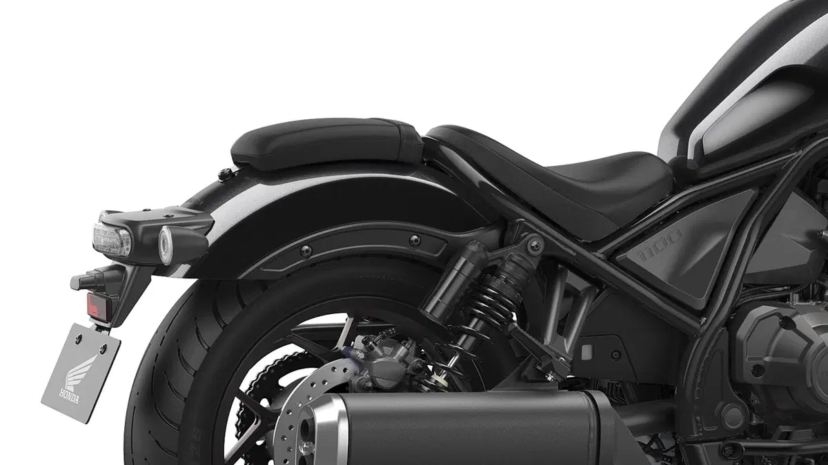 Nuova Honda CMX 1100 Rebel DCT: foto e dati (30)