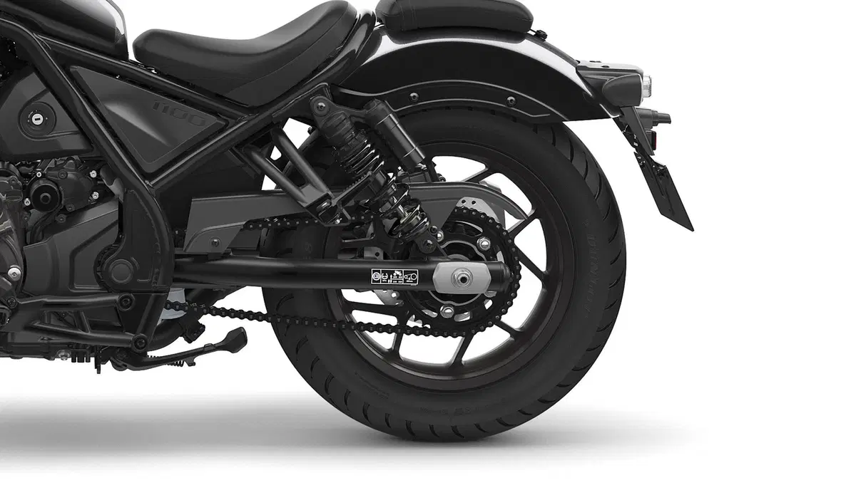 Nuova Honda CMX 1100 Rebel DCT: foto e dati (32)