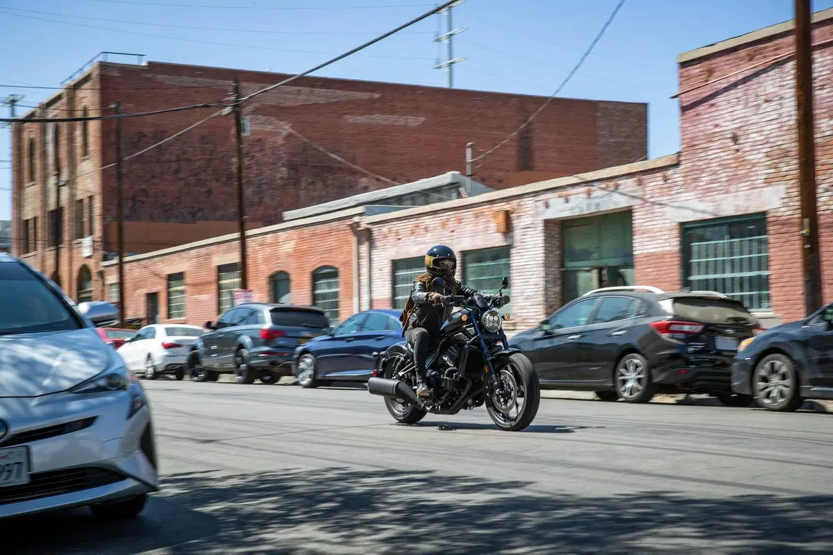 Nuova Honda CMX 1100 Rebel DCT: foto e dati (10)