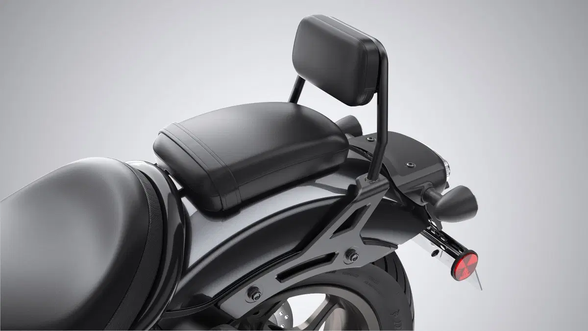 Nuova Honda CMX 1100 Rebel DCT: foto e dati (11)