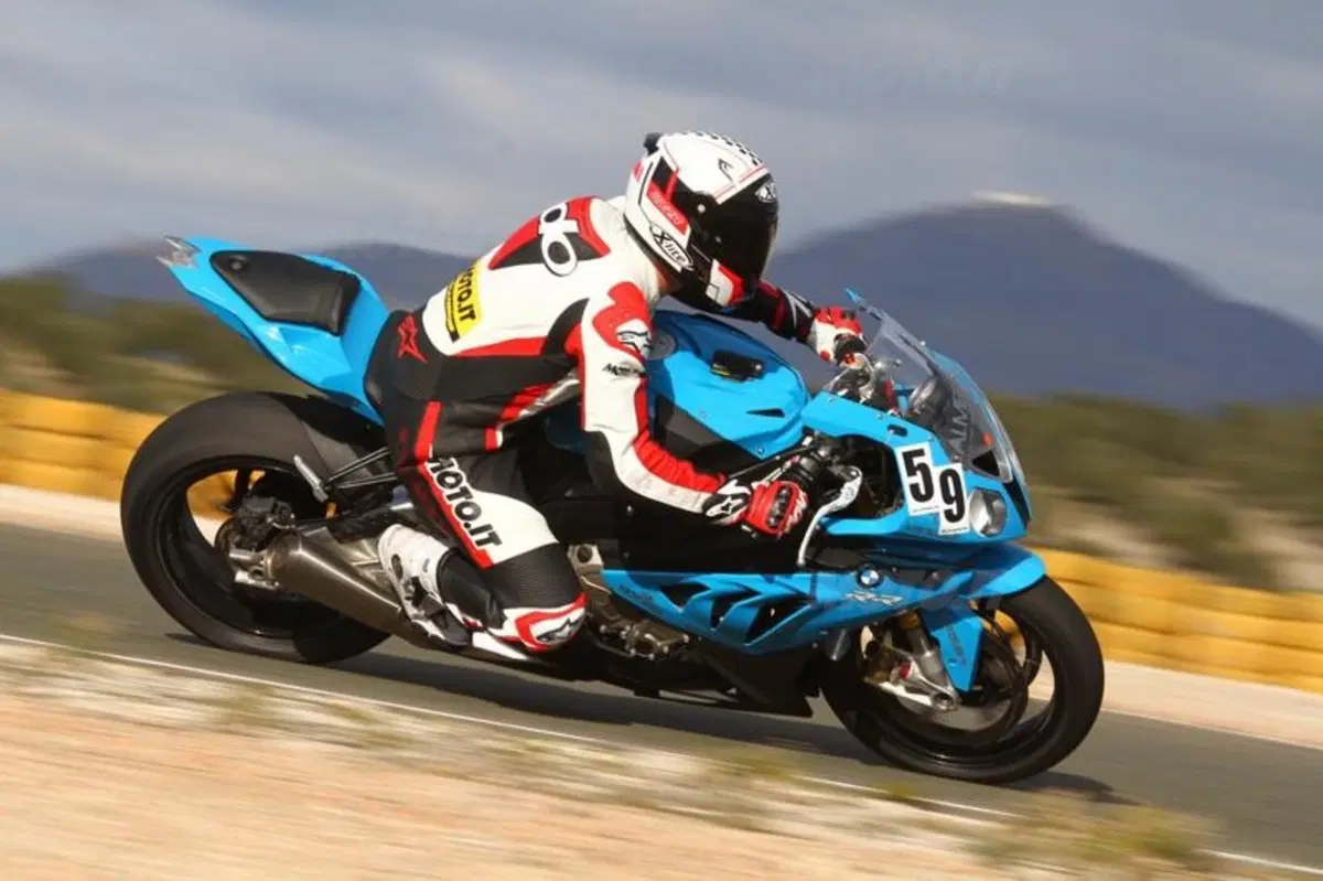 X-Lite X-802R: sportivo e raffinato (7)