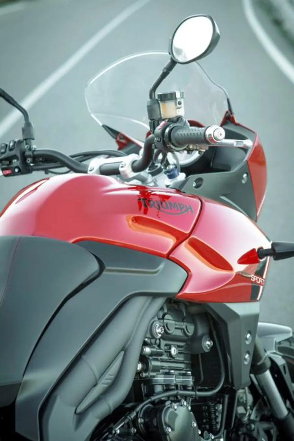 Nuova Triumph Tiger Sport 1050 2013 (8)