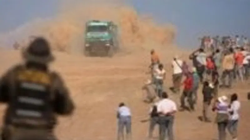 Dakar 2013. Tappa 5. Incidente mortale, coinvolto mezzo dell'assistenza. Italiani: out Viglio