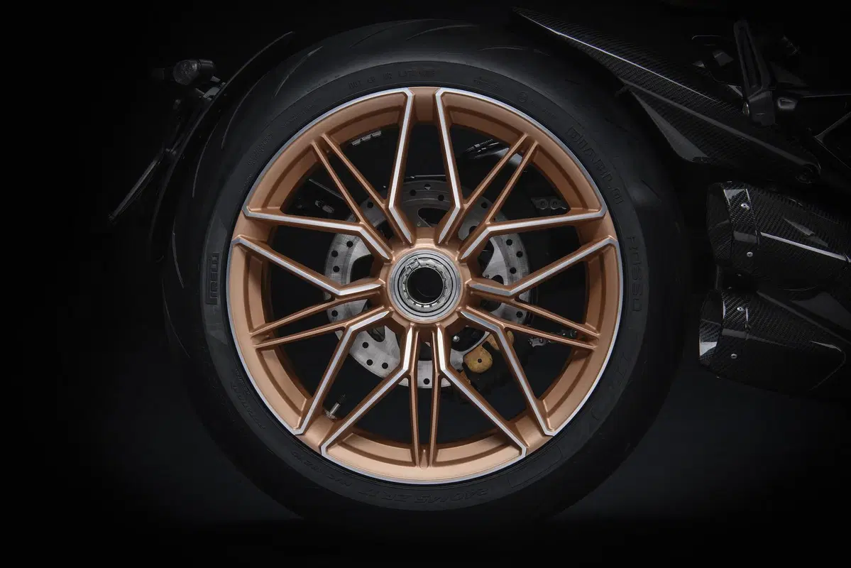 Diavel 1260 Lamborghini: dati e foto (7)