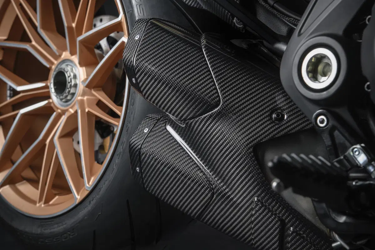 Diavel 1260 Lamborghini: dati e foto (17)