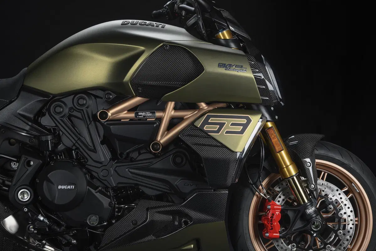 Diavel 1260 Lamborghini: dati e foto (31)