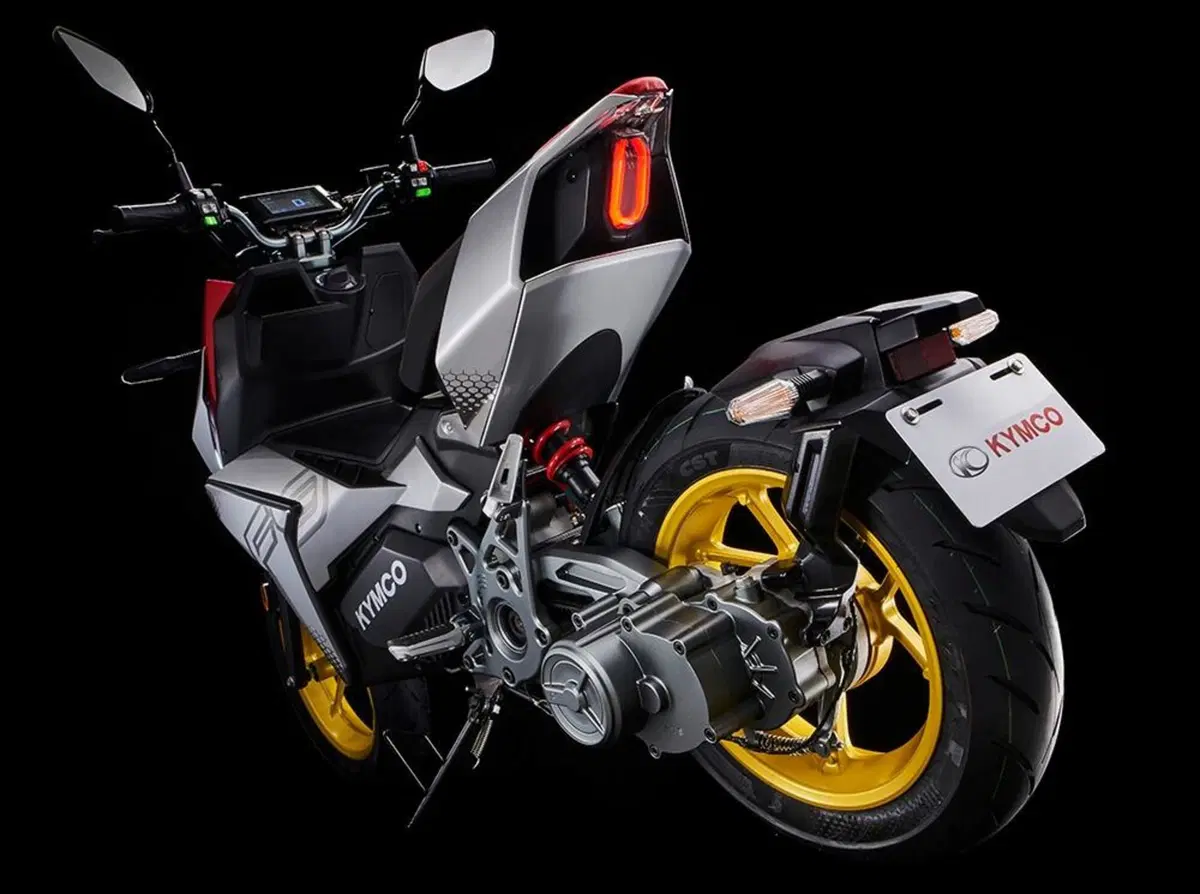 Kymco F9. Scooter elettrico da 110 km/h che si carica in 2 ore (5)