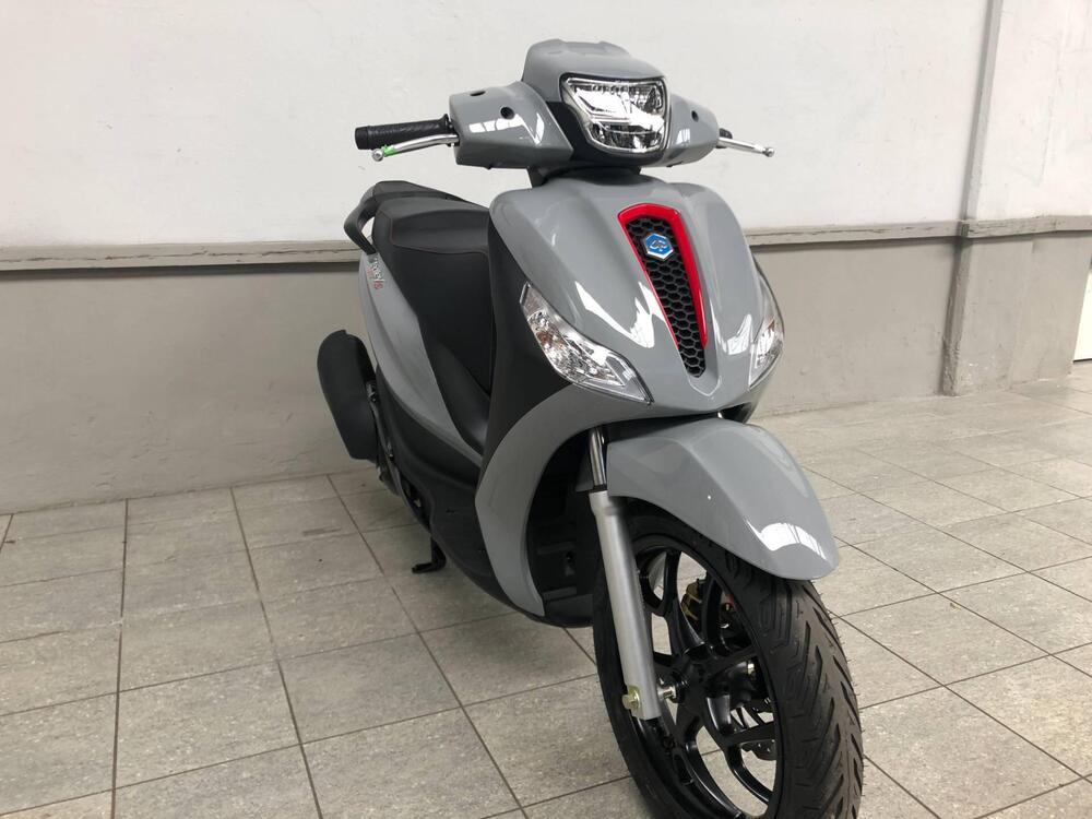 Piaggio Medley 150 S ABS (2021 - 24) (3)