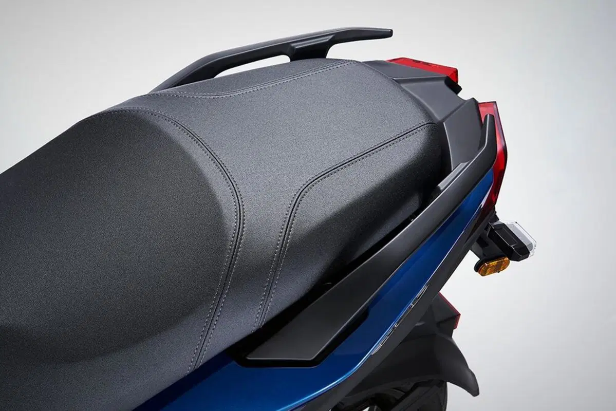 Kymco KRV 175 m.y. 2021. Il primo con il forcellone da moto (8)