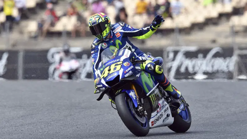 MotoGP 2016. Rossi: "Con la ghiaia sarebbe stato meglio"