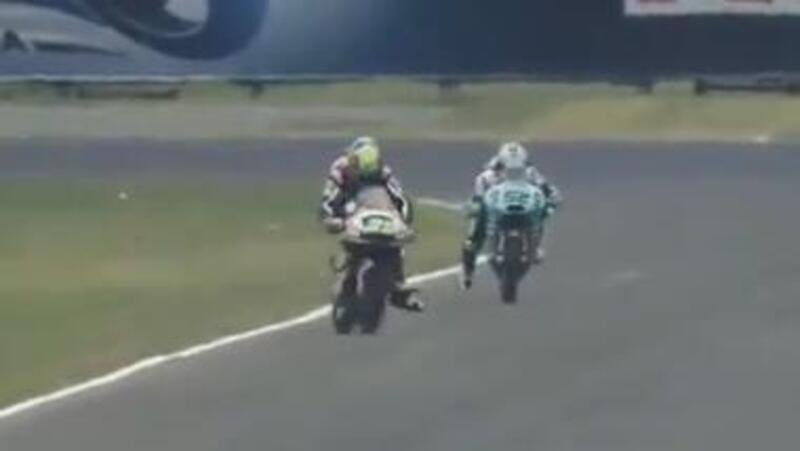 Moto fun: tutti pazzi per il video con i momenti pi&ugrave; assurdi della MotoGP [VIDEO]