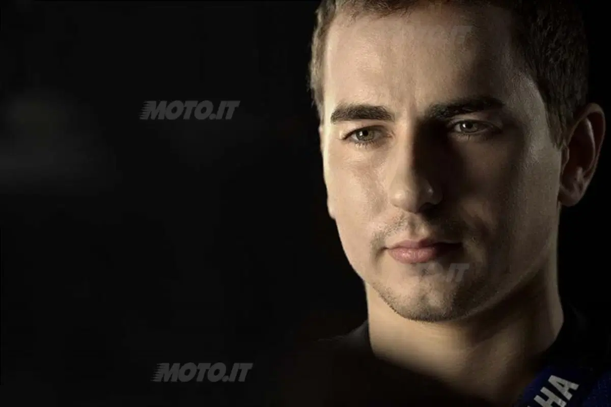 Yamaha: un video per la M1 2013 (4)