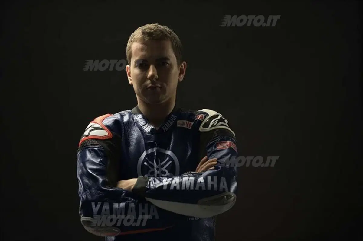 Yamaha: un video per la M1 2013 (7)