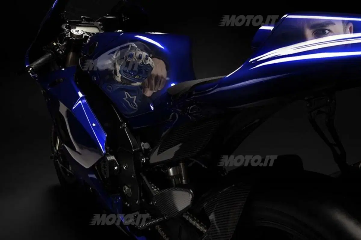 Yamaha: un video per la M1 2013 (14)