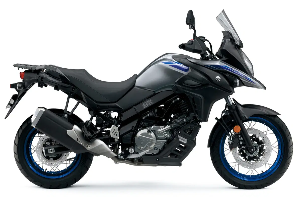 Suzuki V-Strom 650 e 650XT 2021. Euro 5 e Kit touring compreso nel prezzo (2)