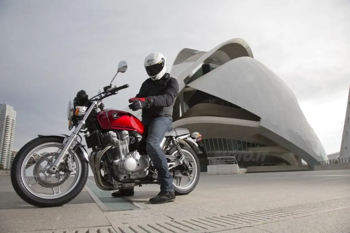 Honda CB1100