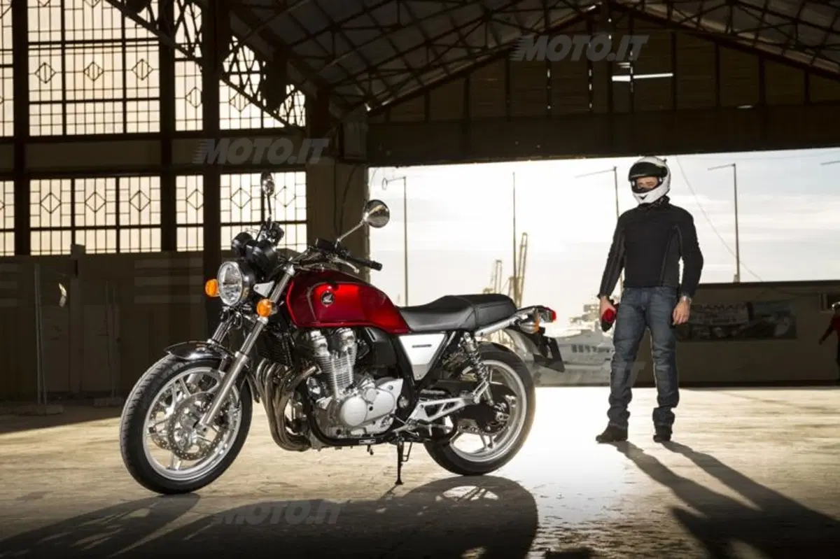 Honda CB1100 (4)