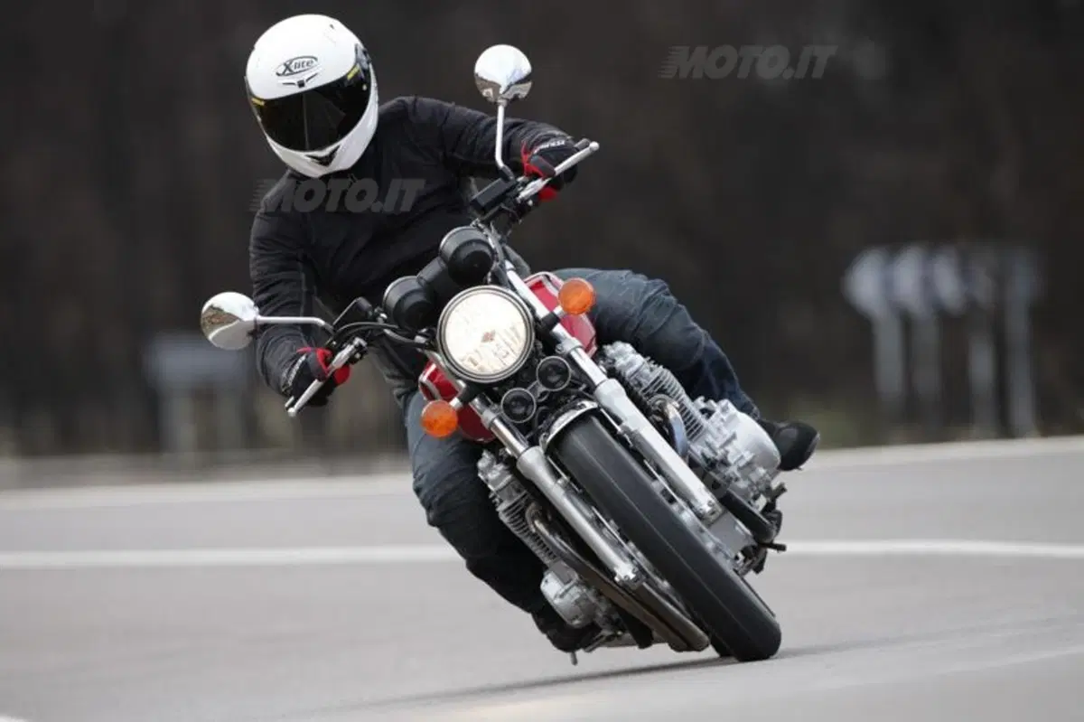 Honda CB1100 (5)
