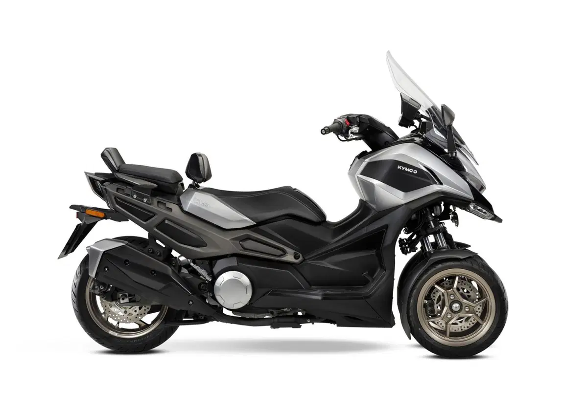 Kymco CV3: il maxi scooter a tre ruote arriverà nel 2021 (10)