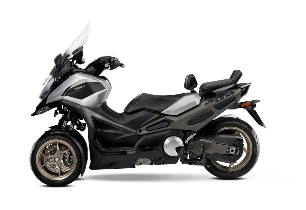 Kymco CV3: il maxi scooter a tre ruote arriverà nel 2021 (11)