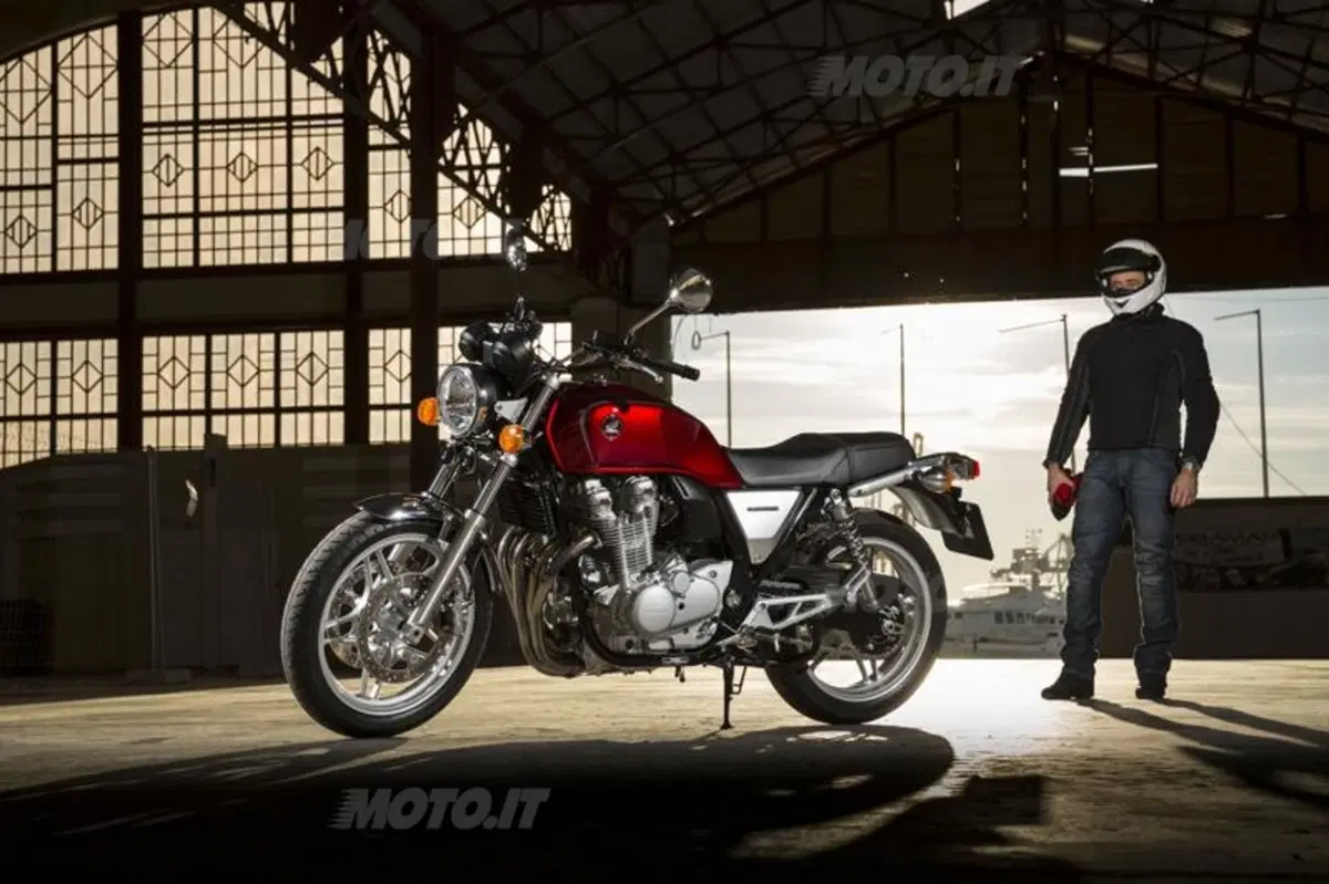 Honda CB1100 (14)