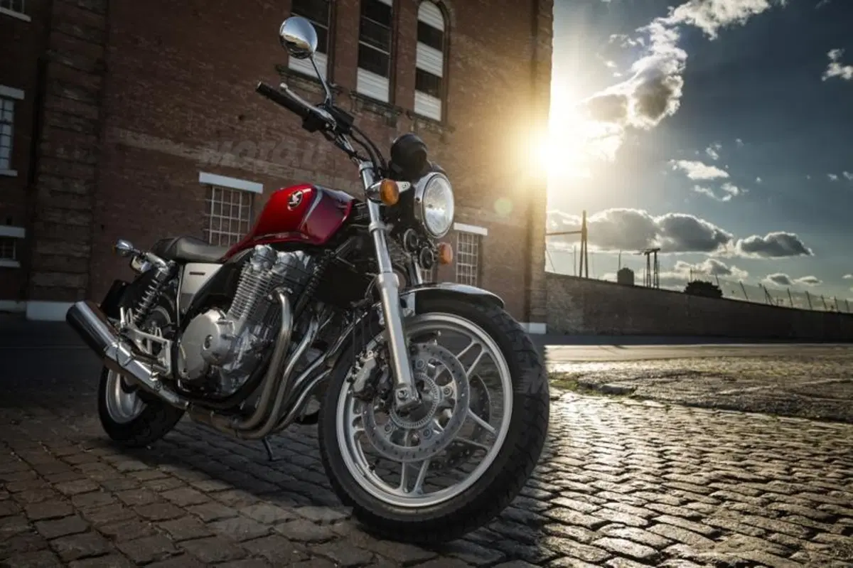 Honda CB1100 (20)