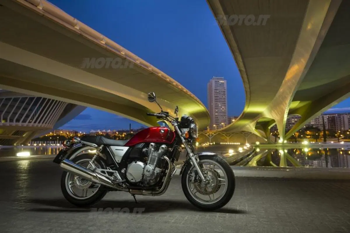 Honda CB1100 (23)