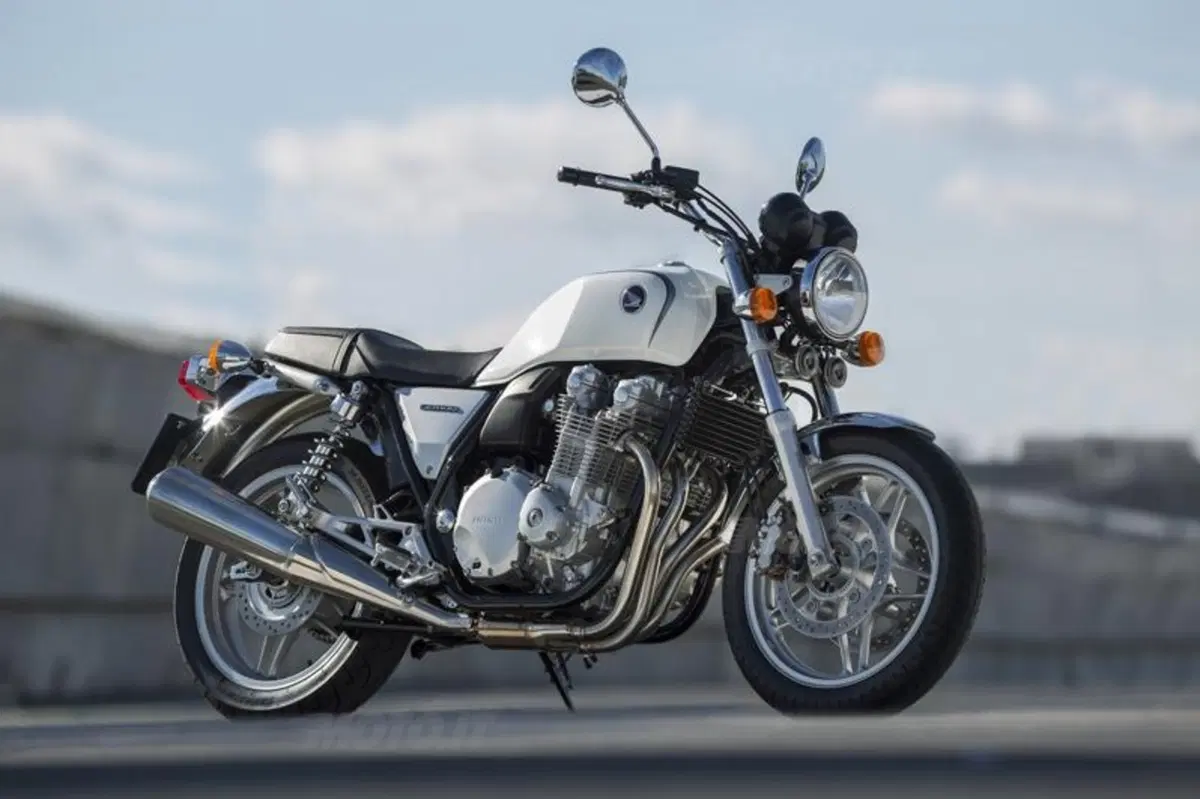Honda CB1100 (27)