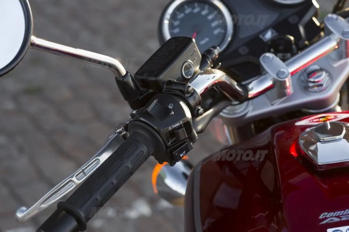 Honda CB1100 (30)