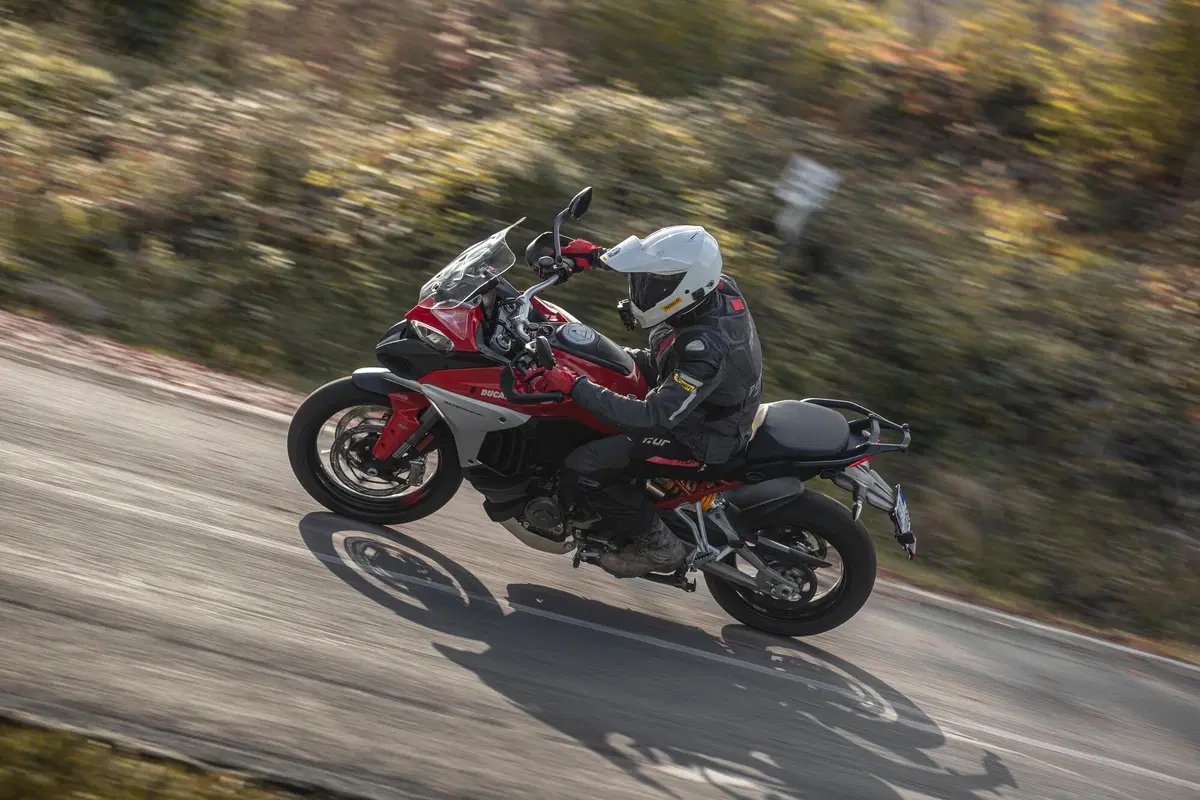 Ducati Multistrada V4 TEST: tutto quello che c'è da sapere sulla nuova Multi da 170 cv (2)