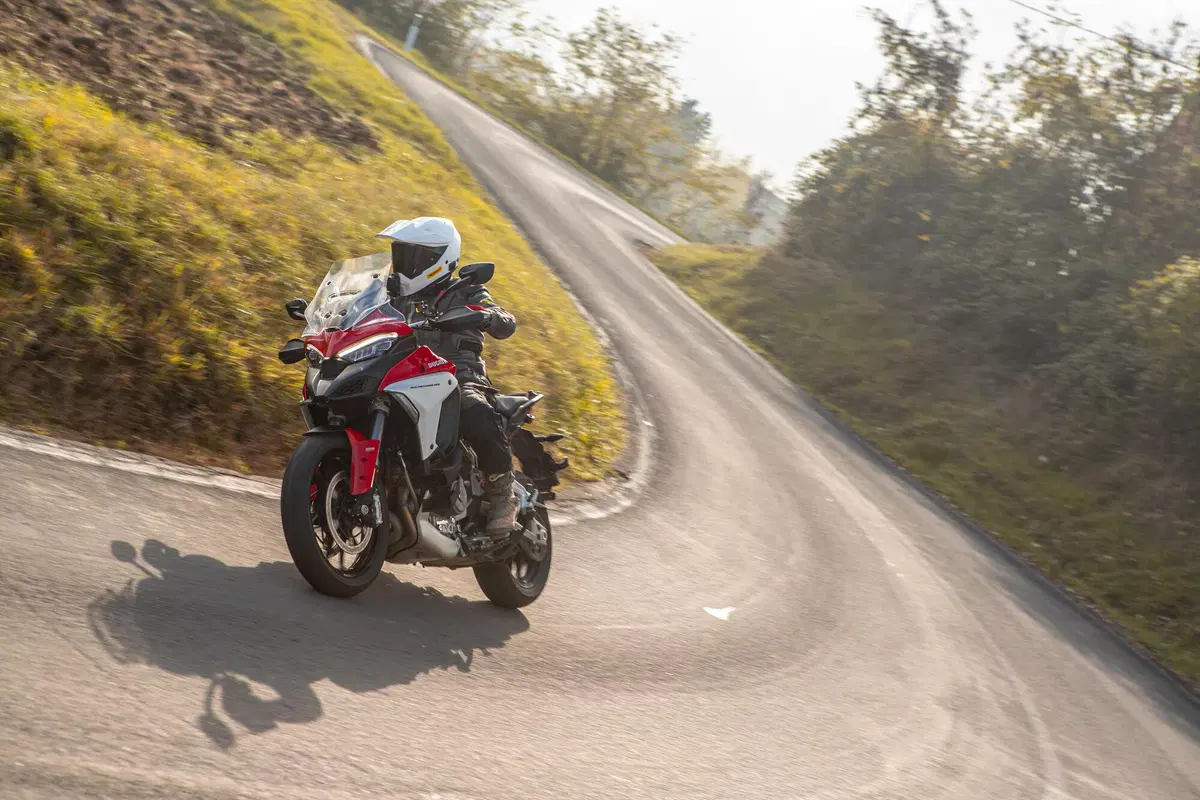 Ducati Multistrada V4 TEST: tutto quello che c'è da sapere sulla nuova Multi da 170 cv (6)
